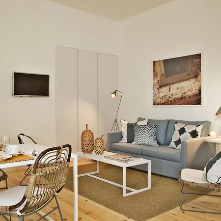 Five Stars Combro 77 Daire