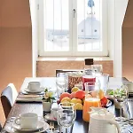 Five Stars Combro 77 * Lissabon