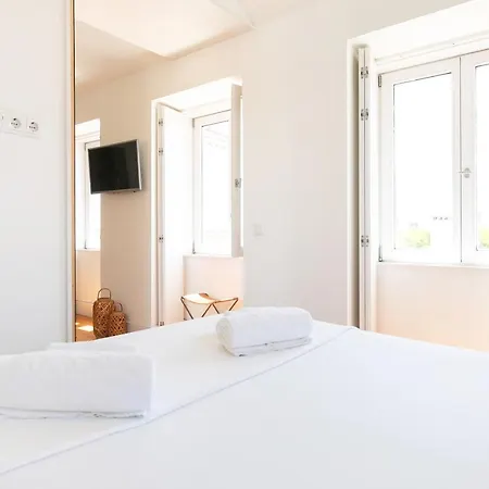 Five Stars Combro 77 Lisbon