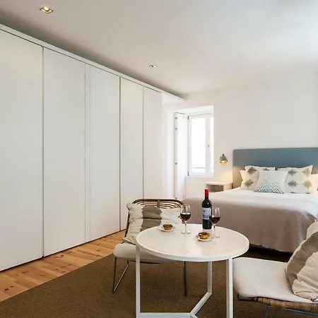Apartment Five Stars Combro 77