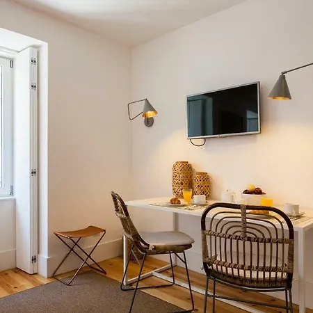 Apartment Five Stars Combro 77