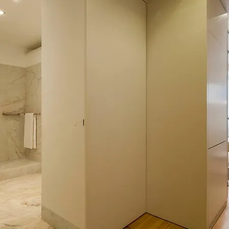 Apartamento Five Stars Combro 77 *