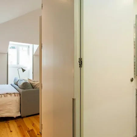 Apartment Five Stars Combro 77 *